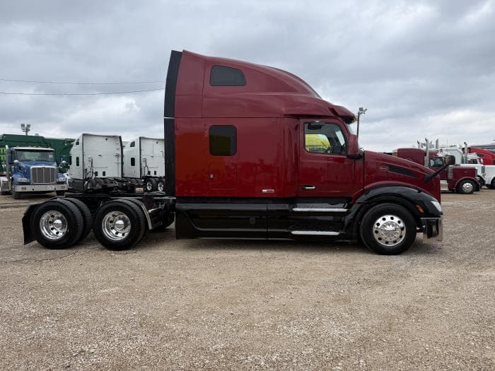 2023 Peterbilt 579 — photo 4