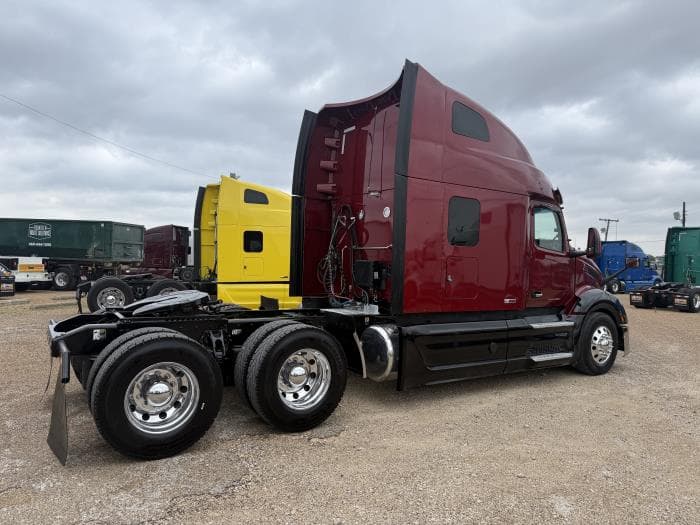 2023 Peterbilt 579 — photo 35