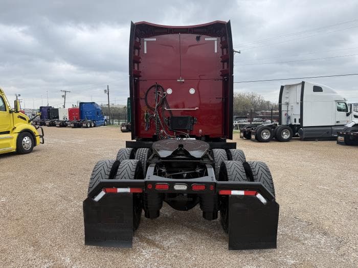 2023 Peterbilt 579 — photo 40