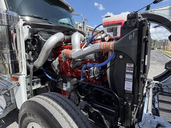 2027 Peterbilt 589 in Orlando, FL — photo 19