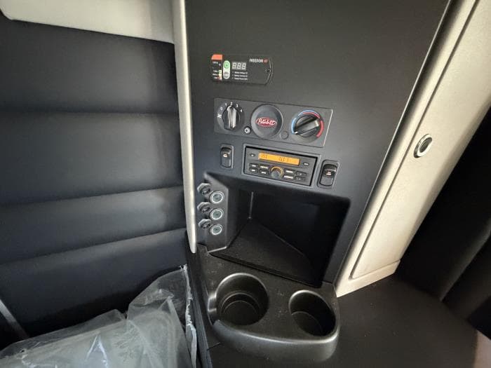 2027 Peterbilt 589 in Orlando, FL — photo 31
