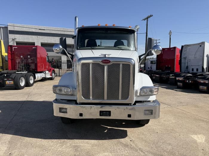 2020 Peterbilt 567 — photo 3