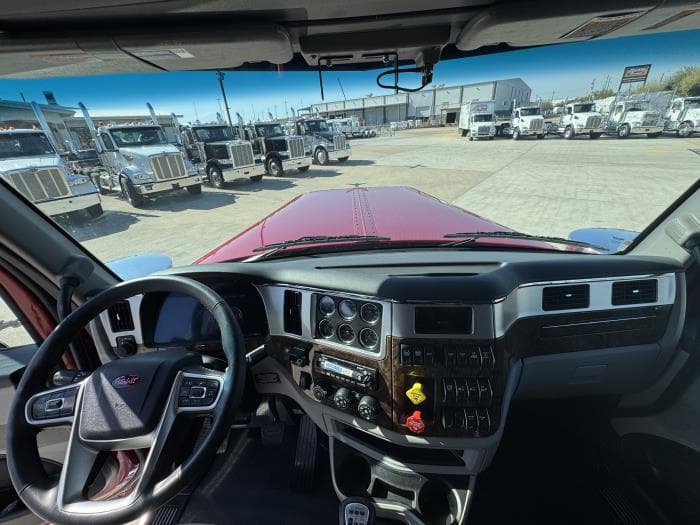 2027 Peterbilt 589 in Houston, TX — photo 24