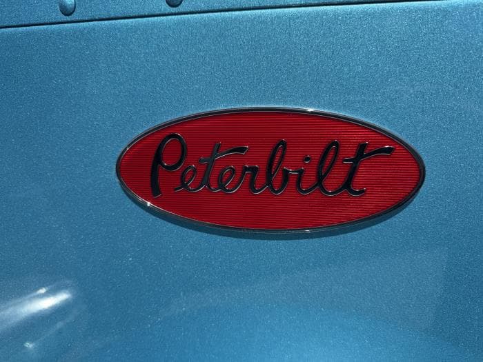 2027 Peterbilt 589 in Houston, TX — photo 6