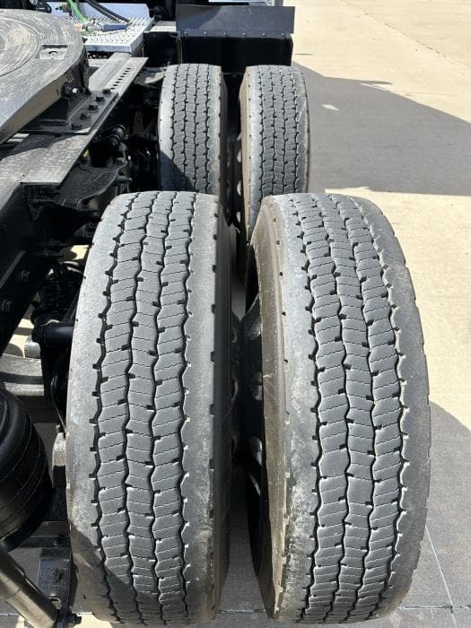 2022 Peterbilt 579 — photo 18