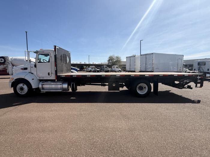 2019 Peterbilt — photo 3
