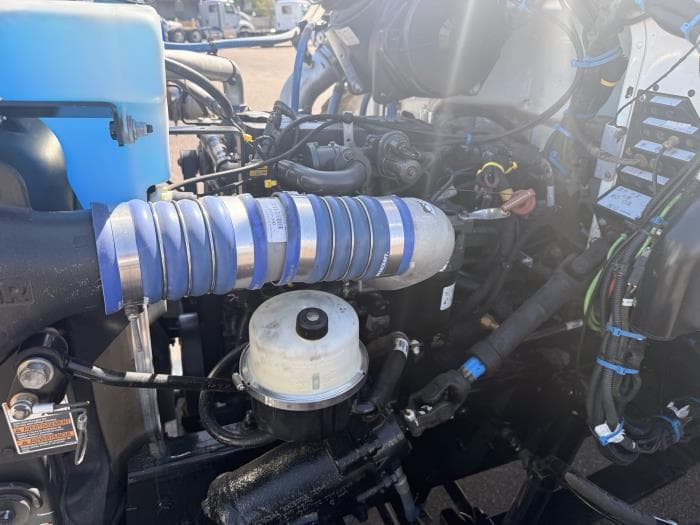 2019 Peterbilt — photo 13