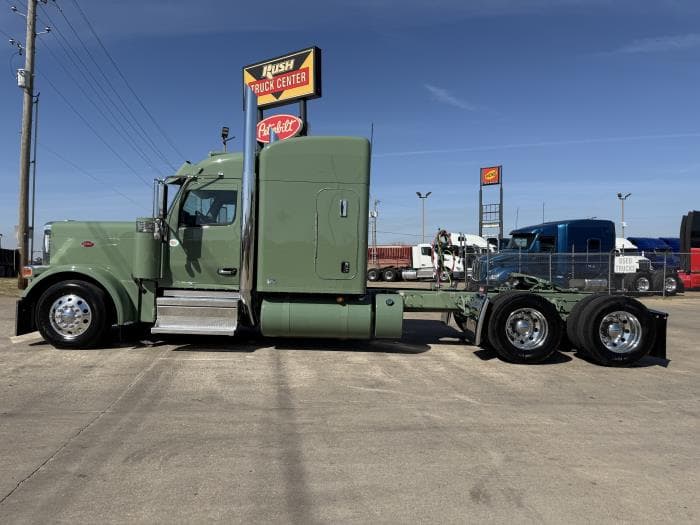 2027 Peterbilt 589 in Tulsa, OK — photo 6