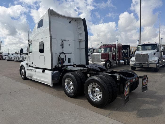 2024 Peterbilt 579 — photo 4