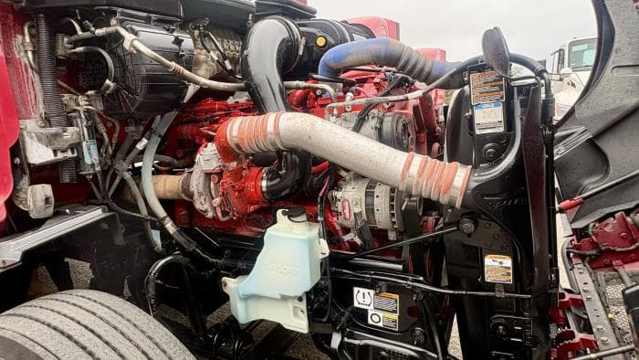 2022 Peterbilt 579 — photo 24