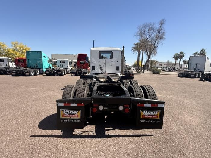 2023 Peterbilt 579 — photo 5