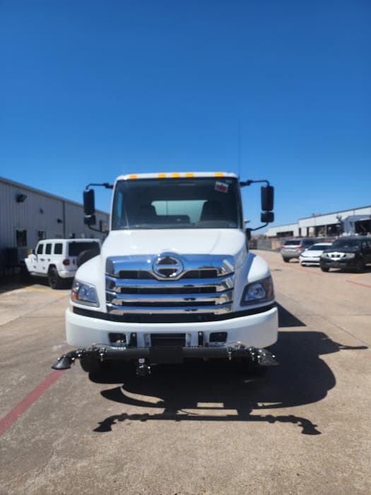 2026 Hino L7 in Houston Northwest, TX — photo 9