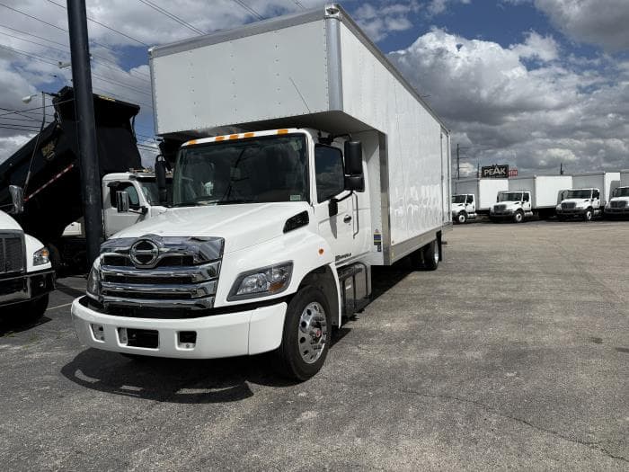 2026 Hino L6 in Dallas, TX — photo 2