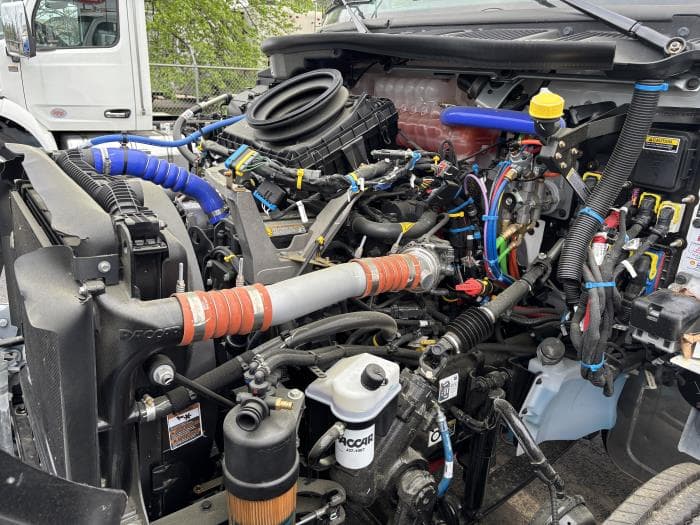 2026 Peterbilt 537 — photo 9
