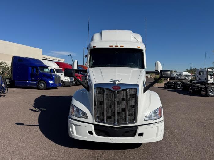 2024 Peterbilt 579 — photo 10