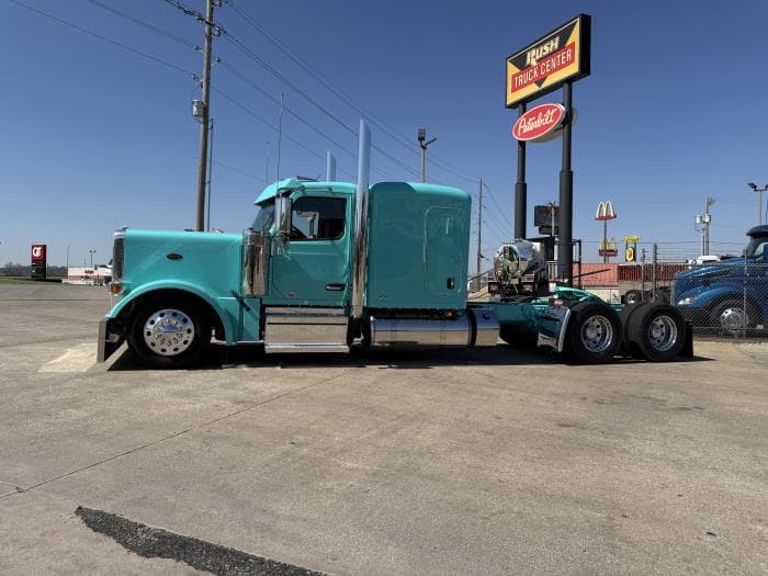 2027 Peterbilt 589 in Tulsa, OK — photo 6