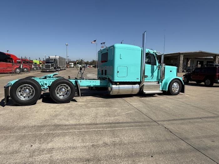 2027 Peterbilt 589 in Tulsa, OK — photo 19