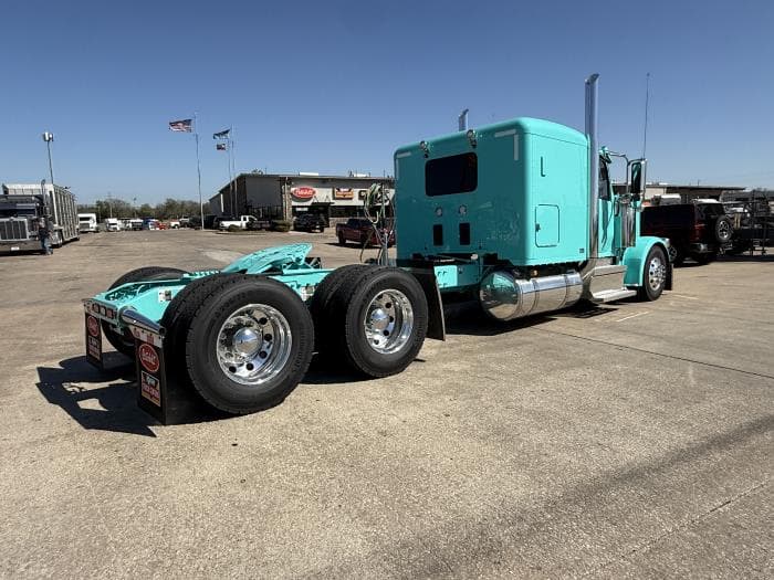 2027 Peterbilt 589 in Tulsa, OK — photo 22