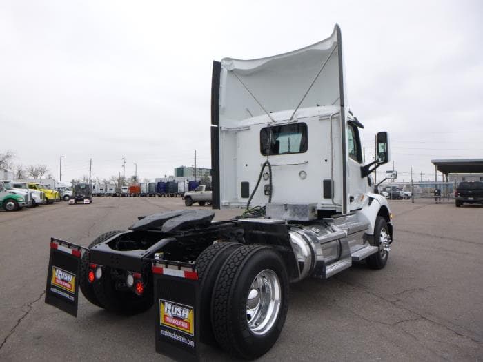 2020 Peterbilt 579 — photo 6