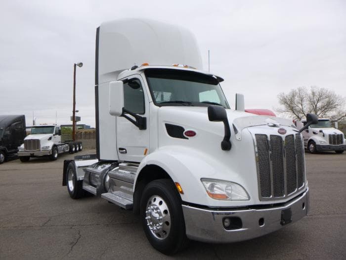 2020 Peterbilt 579 — photo 8