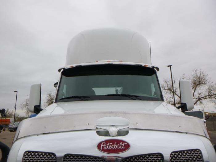 2020 Peterbilt 579 — photo 10