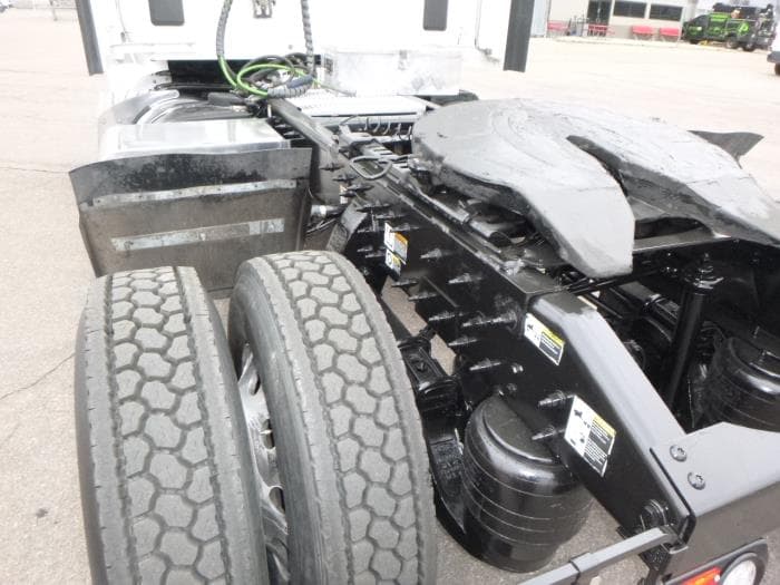 2020 Peterbilt 579 — photo 16