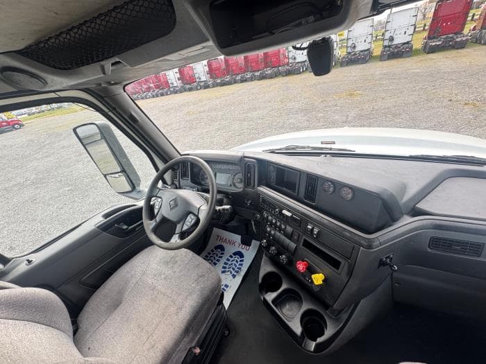 2021 International LT — photo 17