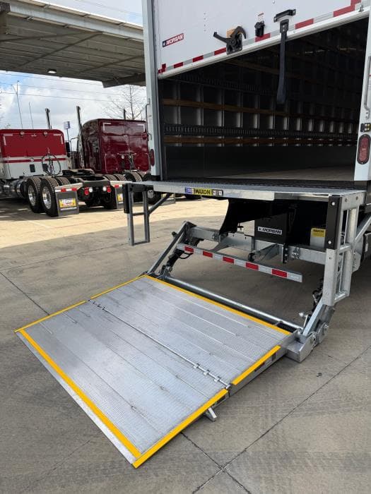 2026 Hino L6 in San Antonio, TX — photo 17