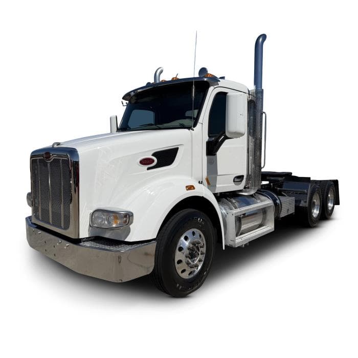2021 Peterbilt 567 — photo 2