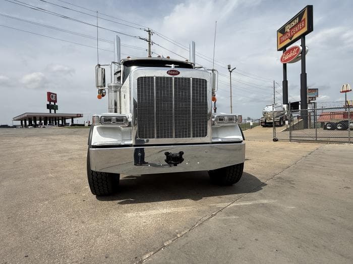 2027 Peterbilt 589 in Tulsa, OK — photo 10