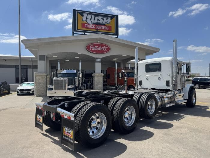 2027 Peterbilt 589 in Houston, TX — photo 7