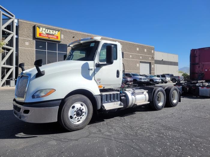 2020 International LT — photo 2