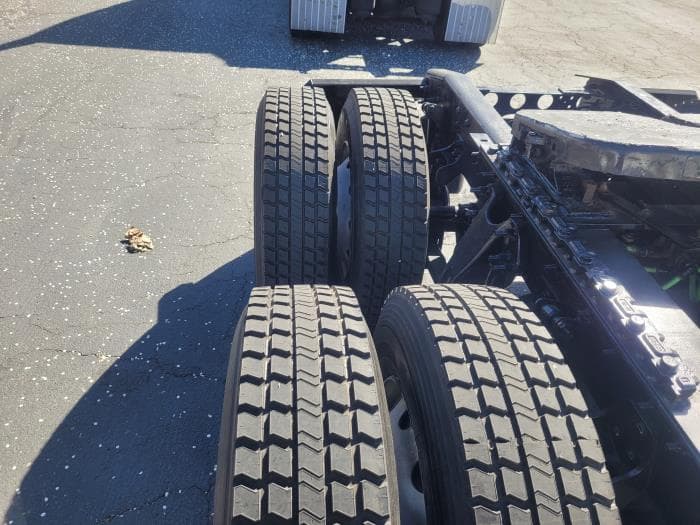 2020 International LT — photo 11