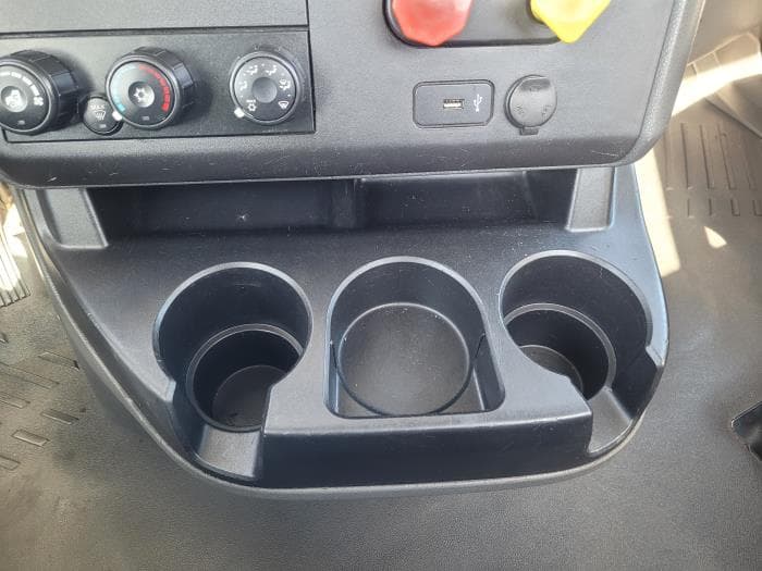 2020 International LT — photo 20