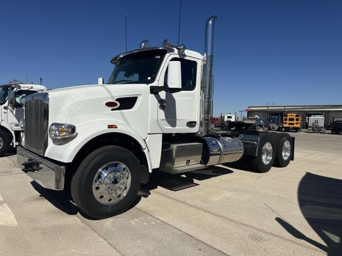 2027 Peterbilt 567 in Abilene, TX — photo 2