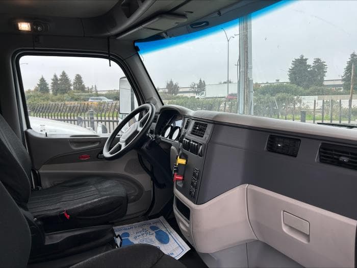 2019 Peterbilt 579 — photo 11