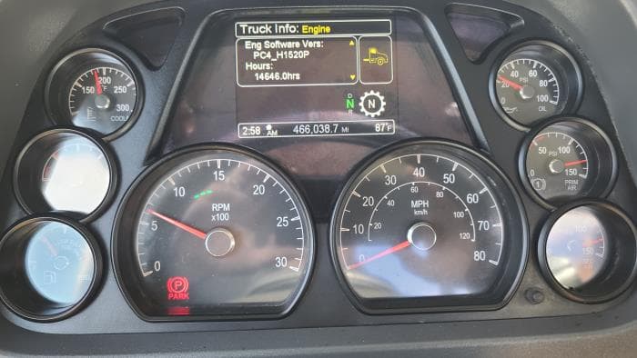 2020 Peterbilt 567 — photo 22