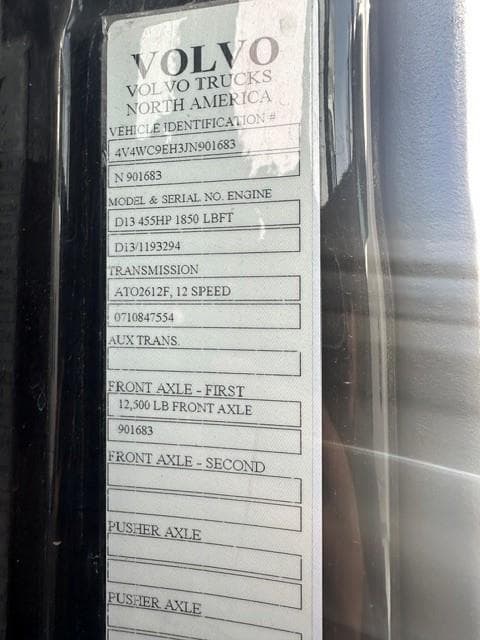 2018 Volvo VNR 640 — photo 7