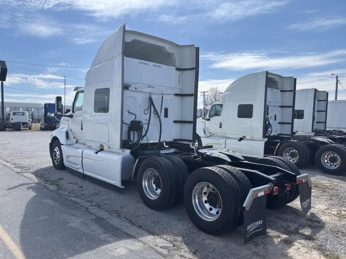 2021 International LT — photo 3