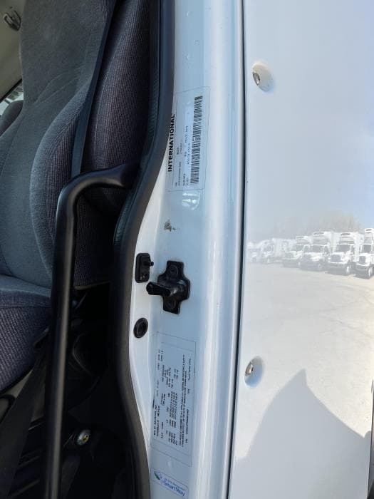 2022 International LT — photo 12
