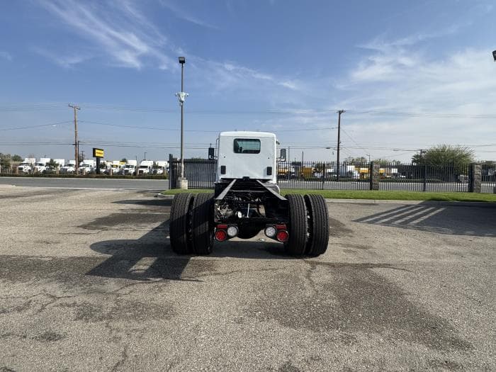 2027 Peterbilt 537 — photo 7
