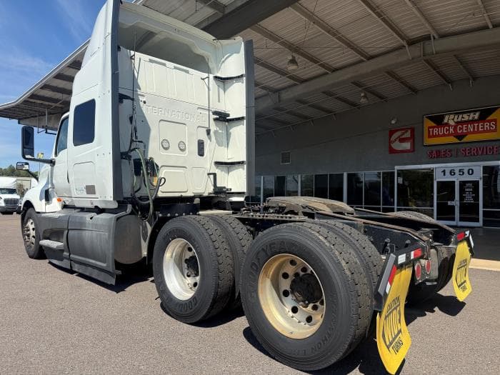 2022 International LT — photo 7