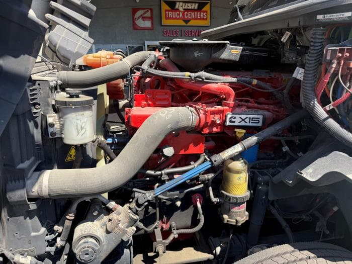 2022 International LT — photo 23