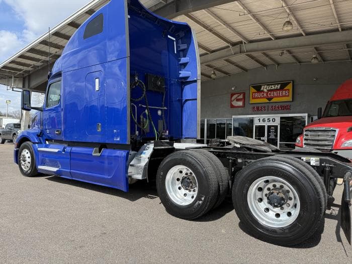 2022 Peterbilt 579 — photo 5