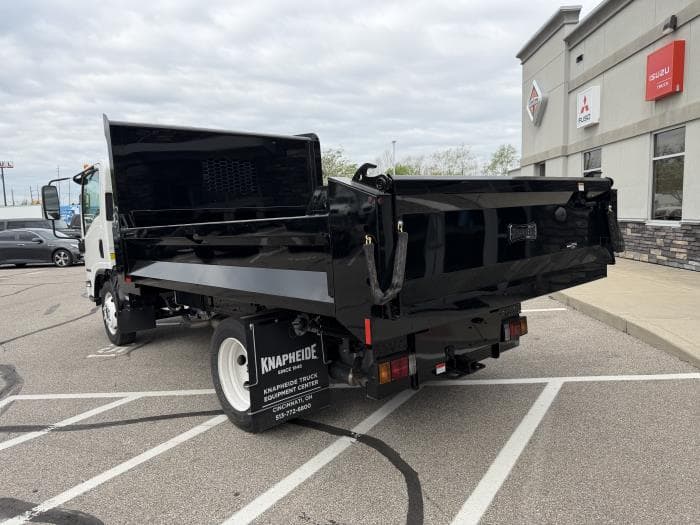 2025 Isuzu NRR in Cincinnati, OH — photo 6