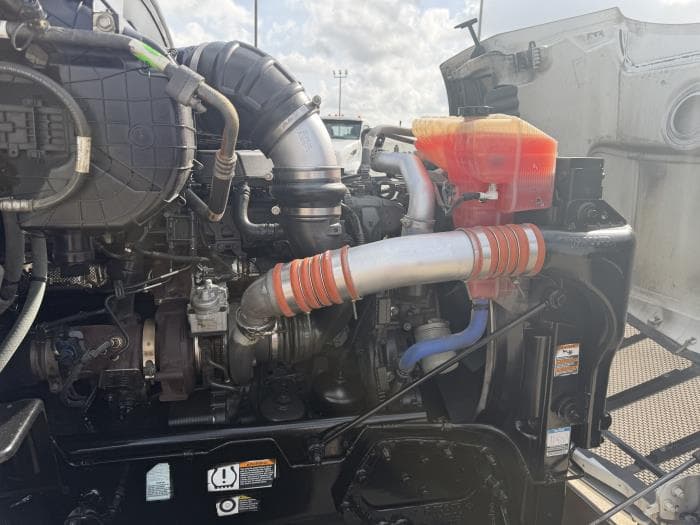 2021 Peterbilt 579 — photo 21