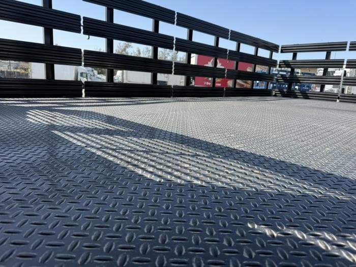 2025 Isuzu NRR in Fontana, CA — photo 10