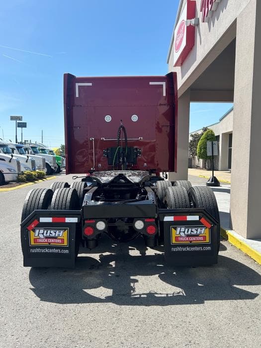 2022 Peterbilt 579 — photo 10