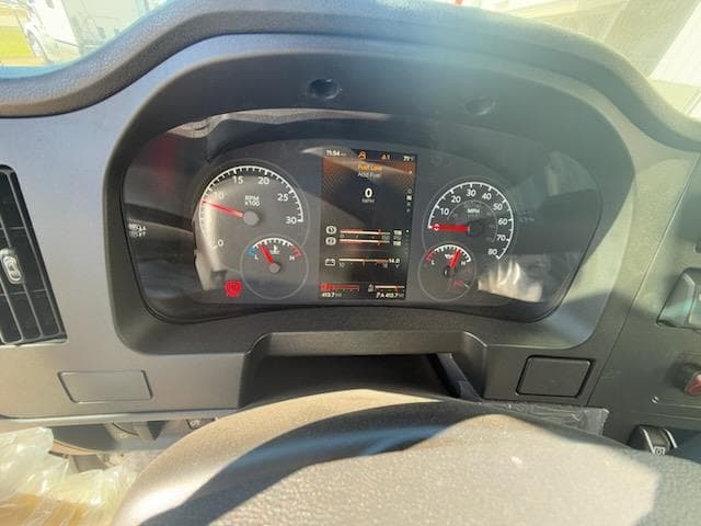 2025 Peterbilt 536 — photo 10