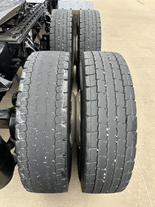 2023 Peterbilt 389 — photo 14